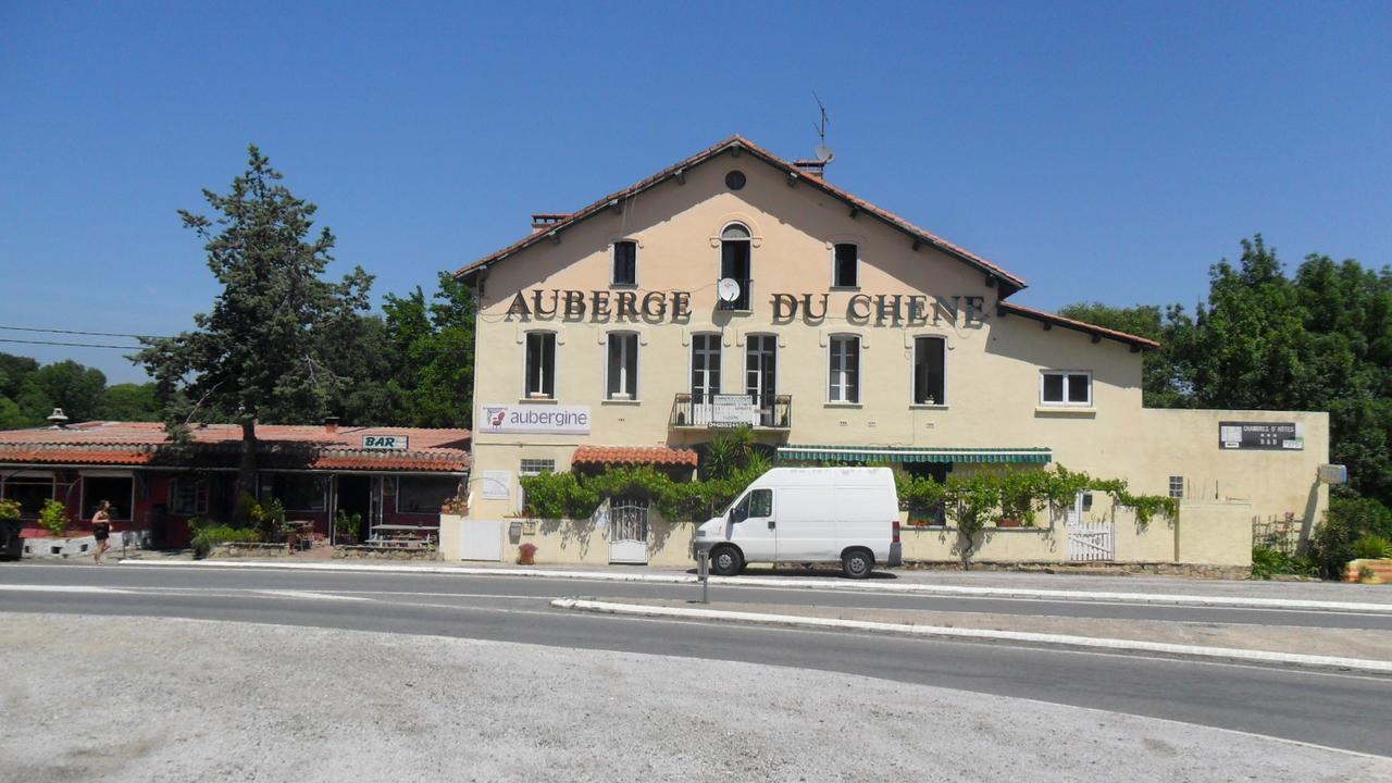 Auberge Du Chene 佩皮尼昂 外观 照片